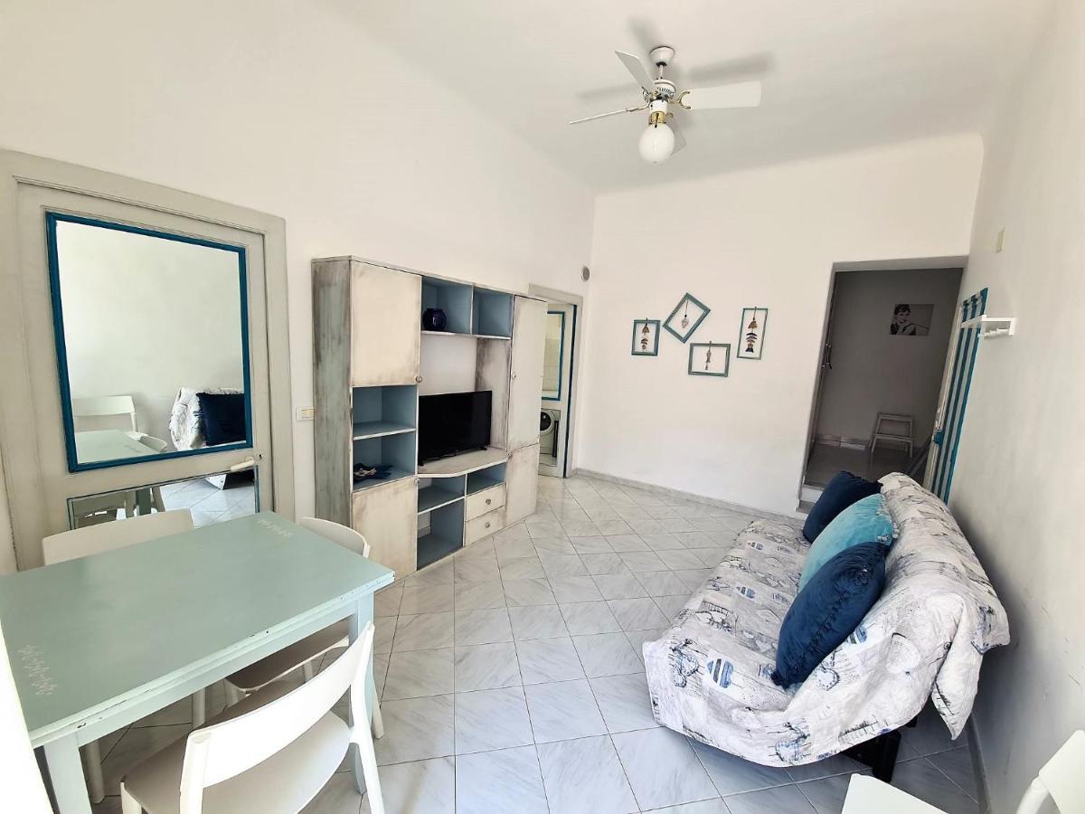 フィナーレ・リーグレCasa Cici A 50 Mt Dal Mareアパートメント エクステリア 写真